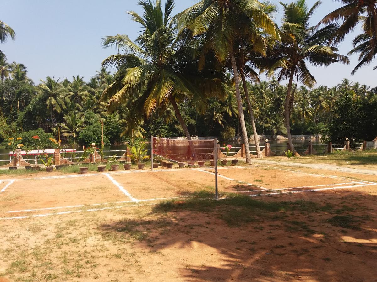 Travancore Island Resort Thiruvananthapuram Luaran gambar