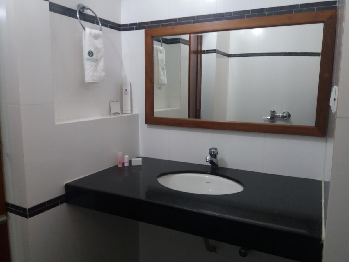 Travancore Island Resort Thiruvananthapuram Luaran gambar